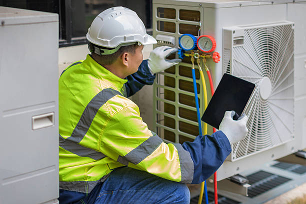 Professional Hvac technician working in Rushville, OH